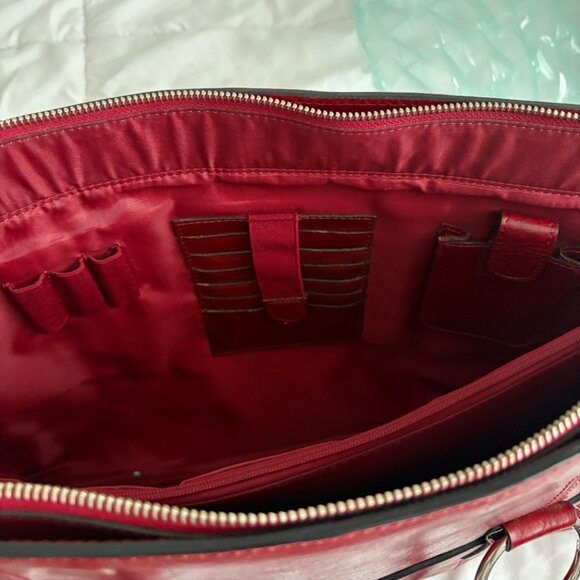 Wilson’s Leather Pelle Studio Italian Leather Red Buckle Purse Laptop Bag - Picture 12 of 14